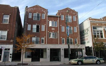 1446 W Chicago Ave in Chicago, IL - Building Photo - Building Photo
