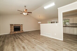 6245 Pembroke Way in Douglasville, GA - Building Photo - Building Photo