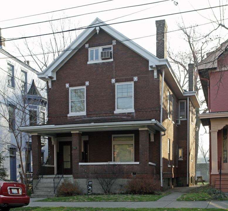 1334 Greenup St in Covington, KY - Building Photo