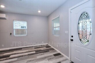 3808 38th St in Sacramento, CA - Building Photo - Building Photo