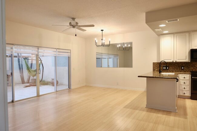 80 Live Oak Cir in Jupiter, FL - Foto de edificio - Building Photo