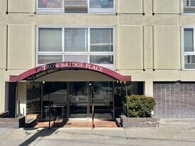 4 Trowbridge Pl in Cambridge, MA - Building Photo