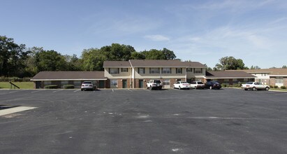 Fairview Gardens Apartments in Anderson, SC - Foto de edificio - Building Photo