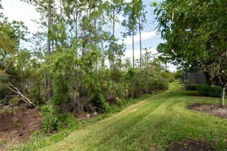 3471 Pacific Dr in Naples, FL - Foto de edificio - Building Photo