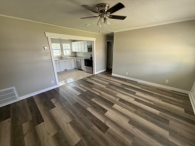 857 Osage Ave in Salina, KS - Building Photo - Building Photo