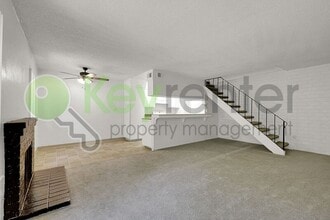 2941 Norcade Cir in Sacramento, CA - Building Photo - Building Photo