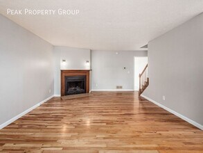 2015 Queensgate Ln in Columbus, OH - Building Photo - Building Photo