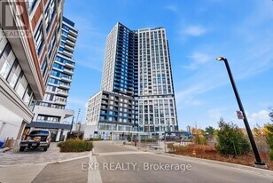 2495 Eglinton Ave W in Mississauga, ON - Building Photo