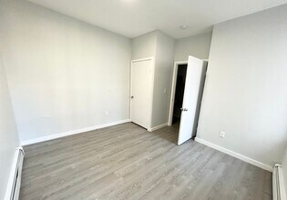 59 Ruggles St, Unit 2B in Boston, MA - Building Photo - Building Photo