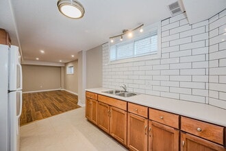 986 Edinburgh Rd S in Guelph, ON - Building Photo - Building Photo