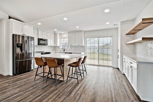 902 SW Hopi Cir in Bentonville, AR - Building Photo