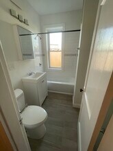 23 Cumberland St, Unit 319 in Boston, MA - Building Photo - Building Photo