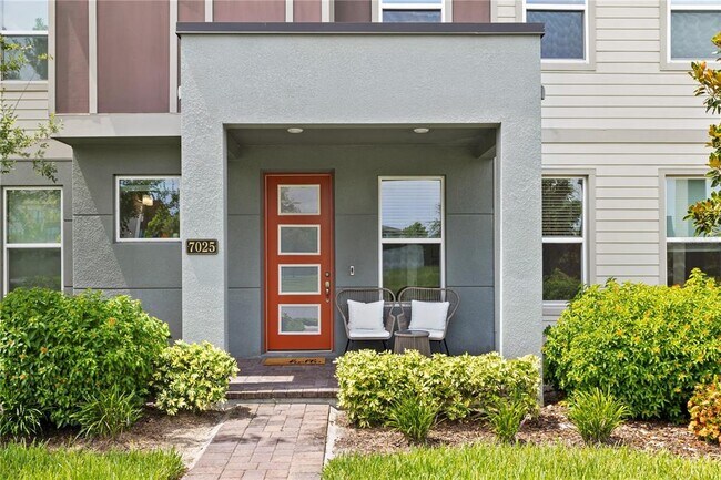 7025 Carrickbend Ln in Orlando, FL - Building Photo - Building Photo