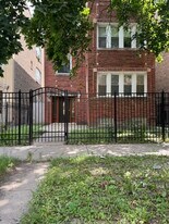 6327 N Francisco Ave in Chicago, IL - Building Photo