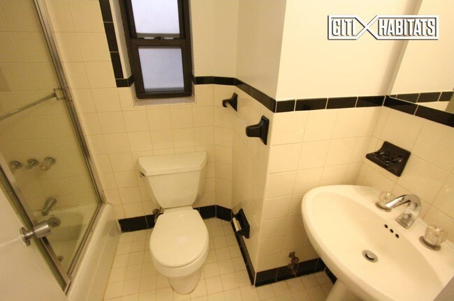 339 E 57TH St-Unit -2D in New York, NY - Building Photo - Building Photo