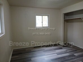 560 Williamsville Ave in Toledo, OH - Building Photo - Building Photo