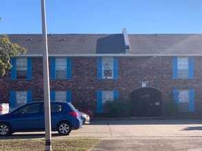 6752 Titian Ave in Baton Rouge, LA - Building Photo - Building Photo