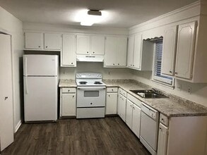 217 Wynn Way in Columbia, SC - Building Photo - Building Photo