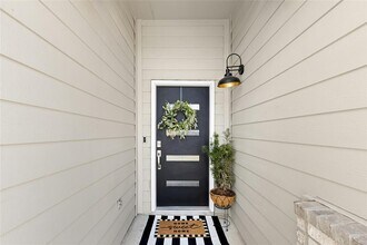 2929 Greenbriar Rd in Seguin, TX - Building Photo - Building Photo