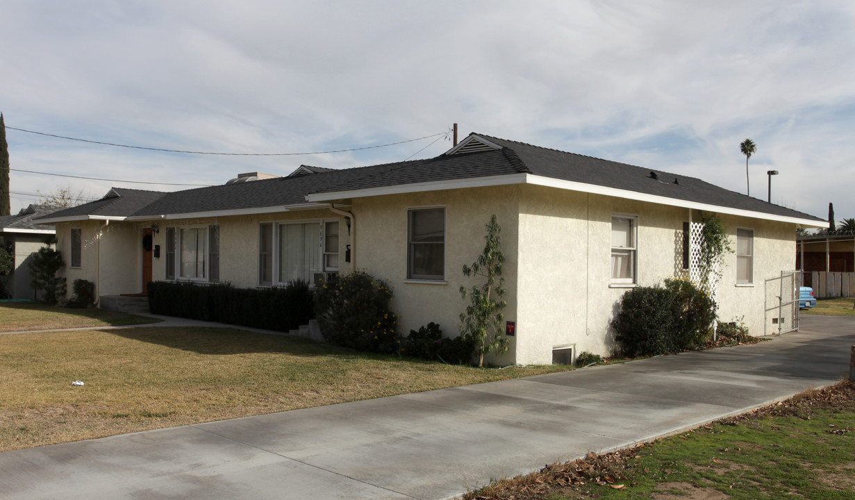 9692 Garfield St in Riverside, CA - Building Photo