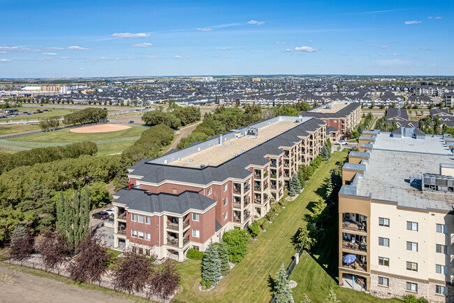 Palisades on the Ravine in Sherwood Park, AB - Building Photo - Building Photo