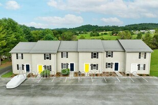 2637 US-11W in Bristol, TN - Building Photo