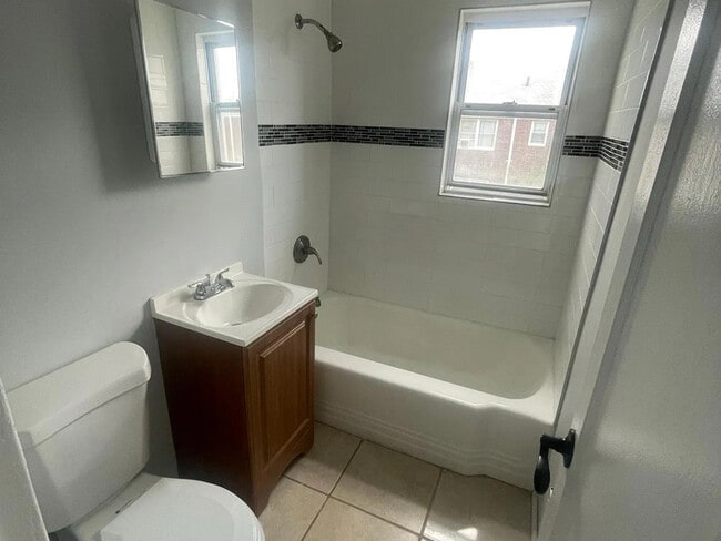 345 Broad St in Red Bank, NJ - Building Photo - Building Photo