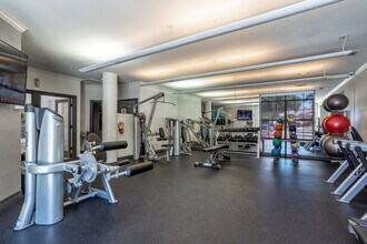 Canterbury Courts in Richardson, TX - Building Photo - Interior Photo