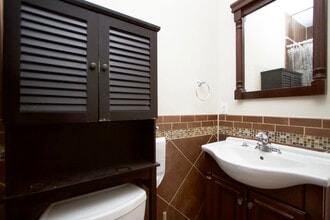 356 Ritson Rd S in Oshawa, ON - Building Photo - Building Photo