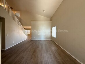 12334 W Turney Ave in Avondale, AZ - Building Photo - Building Photo