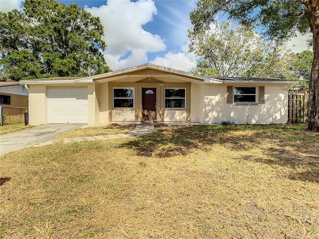 5319 Drift Tide Dr