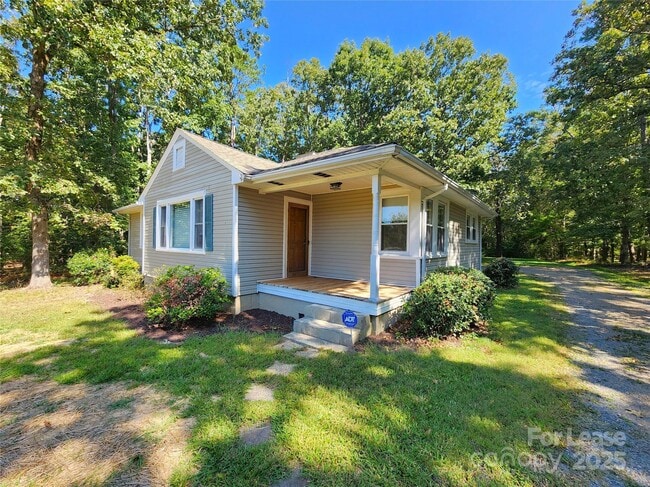 16081 US-52 in Gold Hill, NC - Building Photo - Building Photo