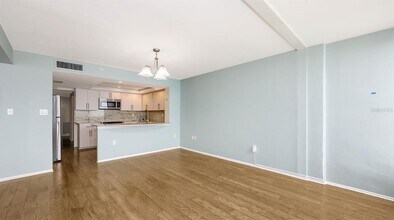 770 S Palm Ave in Sarasota, FL - Building Photo - Building Photo