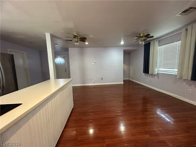 property at 1709 N Shadow Mountain Pl