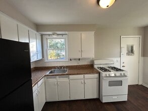 4027-4029 Gary Ave in Lorain, OH - Building Photo - Building Photo