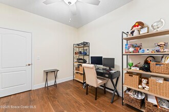 1020 Venetian Dr in Melbourne, FL - Building Photo - Building Photo