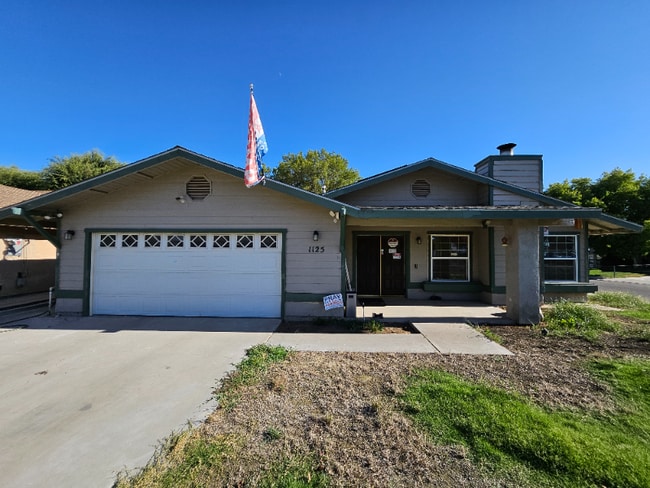 1125 Mac Brady Ave