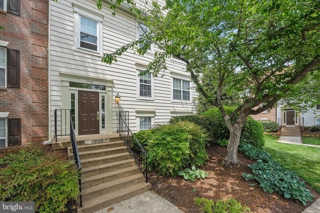 12108 Green Leaf Ct in Fairfax, VA - Building Photo - Building Photo