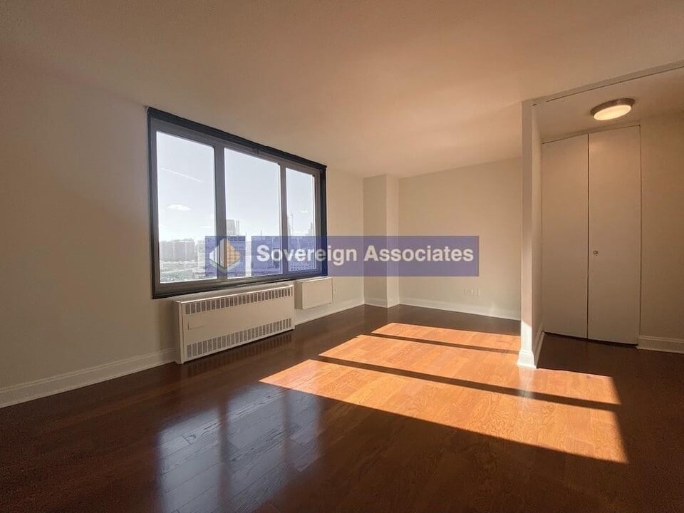 3333 Broadway in New York, NY - Building Photo