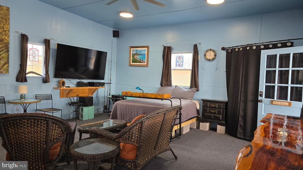 36 Shore Dr in Stafford, VA - Building Photo