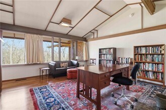 951 Pembroke Rd in Fayetteville, AR - Foto de edificio - Building Photo