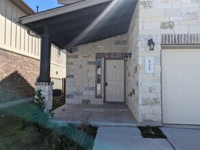 525 Betty Ann Wy in Leander, TX - Building Photo - Building Photo