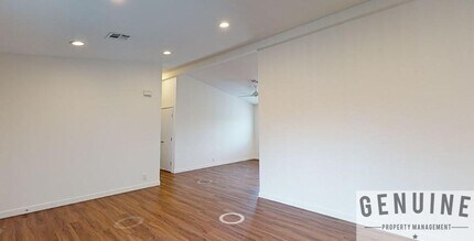 1008 England St in Huntington Beach, CA - Building Photo - Building Photo