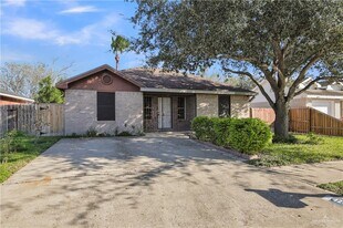 17 Linda Vista St in Pharr, TX - Building Photo