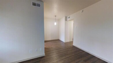 4710 Abbott Ave in Dallas, TX - Building Photo - Building Photo