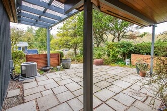 3642 39th Ave W in Seattle, WA - Building Photo - Building Photo