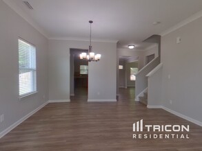 5005 Sandi's Ct in Mount Holly, NC - Building Photo - Building Photo