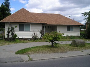 409 E 29th Ave in Spokane, WA - Building Photo - Building Photo