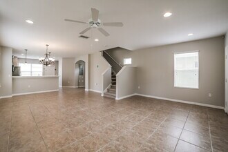 4905 Charles Partin Dr in Parrish, FL - Building Photo - Building Photo