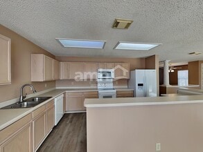 769 Willow Crossing in New Braunfels, TX - Building Photo - Building Photo